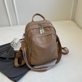 Sac à dos femme en cuir souple marron avec bretelles à motifs et poche zippée - Khaki