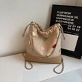 Beige bucket bag with rainbow hearts, drawstring closure and chain shoulder strap - Khaki No Pendant