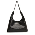 Bolso hobo negro plisado con tachuelas de corazón plateadas y cadena de metal - Negro