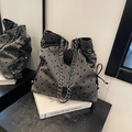 Borsa tote in tela grigia a pois neri con ricamo a fiocco e catena in argento - Stile Fiocco Grigio a Pois / Grigio