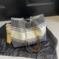Fashionable canvas tote bag with black and white geometric pattern and chain strap - Brown