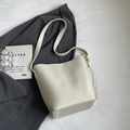 Chic cream white litchi pattern bucket bag with adjustable shoulder strap - Off-White (Without Pendant)