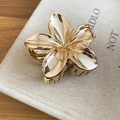 Elegant metallic flower-shaped hair claw clip with a polished gold finish variant. - Claw Clamp - Golden Flower