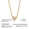 Details der 18K vergoldeten Herz-Halskette mit 40,5+5,0cm Länge und Edelstahl-Textur - Goldenes Herz Pave Zirkonia Anhänger Stil (YYN023180)