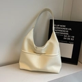 Minimalistische beige Hobo-Tasche mit Litschitextur und Vordertaschen für das Büro - Cremeweiß