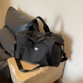 Borsa da viaggio nera capiente in nylon impermeabile con tracolla staccabile - Nero