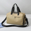 Bolsa de deporte caqui de gran capacidad con compartimento separado para seco y mojado - Caqui
