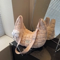 Bolso acolchado rosa claro con correa ajustable y colgante de nube de peluche - Con Colgante / Rosa