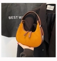 Sac croissant en daim jaune gingembre avec bordure en cuir brun et double zip - Marron