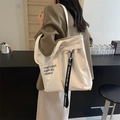 Elegante borsa tote bianco crema capiente con stampa nera e ciondolo a nastro alla moda - Bianco Sporco