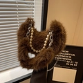 Sac bandoulière en peluche marron en forme de cœur avec perles et chaîne argent - Café