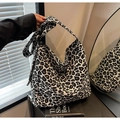Large capacity leopard print canvas tote bag in black and white pattern with wide strap - Leopard Black