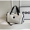 Borsone da viaggio in nylon bianco con cinghie nere e scomparto per scarpe - Bianco avorio