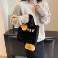 Sac à main mignon en fausse fourrure noire avec patte de canard et chaîne dorée - Noir