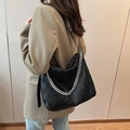 Borsa tote nera a pieghe con catena argentata per donna, stile a spalla elegante - Nero