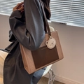 Hochwertige braun-beige farbblockierte Tragetasche mit großer Kapazität und Bär - Khaki