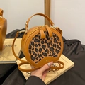 Retro runde Handtasche mit Leopardenmuster, Lederbesatz und verstellbarem Schultergurt - Braun