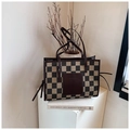 Große Shopper-Tasche mit Karomuster in Beige und Dunkelgrau mit Lederriemen - Schachbrett-Stil (Zelincolor) / Karomuster Braun