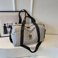 Borsa da viaggio trapuntata grigio chiaro con manici neri e grande capacità per donna - Grigio