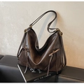 Grande borsa tote vintage in ecopelle marrone scuro con coulisse laterale a fiocco e tracolla - Marrone