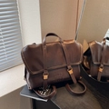 Zaino retrò in pelle PU marrone scuro con goffratura vintage e fibbie dorate - caffè