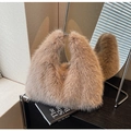 Khaki Kunstpelz Umhängetasche mit weicher Plüschtextur und minimalistischem Hobo-Design - Khaki