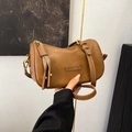 Bolso bandolera cilíndrico marrón en cuero PU suave con herrajes dorados vintage - Marrón