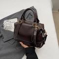 Borsa Boston retrò marrone scuro con cuciture bianche e tracolla staccabile - Caffè (Senza Pendente)