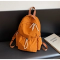 Zaino in nylon arancione vivace con tasca frontale a coulisse e tiranti intrecciati - Marrone