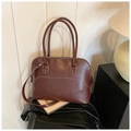 Dunkelbraune Vintage Ledertasche mit weißen Nähten und abnehmbarem Schultergurt - Ancorra Rot