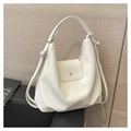 Bolso tote de pana blanco roto de gran capacidad con correa de hombro y herrajes plateados - Blanco
