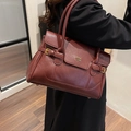 Borsa a spalla in pelle bordeaux retrò con logo dorato e spazioso design tote chic - Rosso