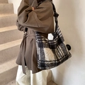 Large capacity black and white checkered tote bag made of thick tweed wool for women - Black Lattice