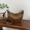 Sleek crescent shoulder bag in vintage brown faux leather with adjustable strap - Khaki