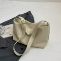 Chic creamy white hobo bag with wrinkled leather texture and vintage gold buckle design - Off-white Without Pendant