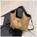 Sac fourre-tout chic en daim kaki avec bordure noire et bandoulière amovible - Noir sans Pendentif