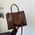 Minimalist large dark brown tote bag in glossy PU leather with shoulder strap - Brown