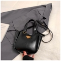 Borsa a secchiello nera retrò con fibbia a triangolo dorata e tracolla alla moda - Nero senza Ciondolo