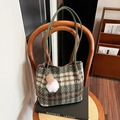 Sac fourre-tout en laine à carreaux verts vintage avec bretelles en cuir et peluche - Vert à Carreaux