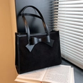 Bolso tote negro de pana con lazo de cuero y asas a juego para mujeres con estilo elegante - Negro
