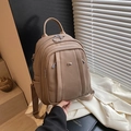 Modischer apricotfarbener Rucksack aus Kunstleder mit verstellbaren Trägern und Reißverschluss - Khaki