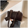 Retro dark brown rectangular underarm bag in polished PU leather with small coin purse - Brown