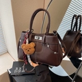 Vintage dark brown tote bag in PU leather with contrast stitching and bear charm - Coffee with Pendant