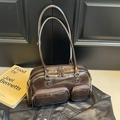 Dunkelbraune Vintage Bowlingtasche aus glänzendem Öl-Wachsleder mit Doppelgriffen - Braun