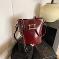 Deep red retro bucket bag in smooth leather with star pendant and metal buckle detail - With Pendant / Burgundy