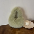 Borsa a mano in pelliccia sintetica verde chiaro con manico ad anello e catena - Verde erba
