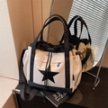 Grand sac cabas noir et blanc avec étoile, fermeture à cordon et bandoulière - Blanc Cassé