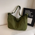 Minimalistische armeegrüne Canvas-Maultasche mit verstellbarem Schultergurt Damen - Grün