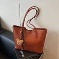 Retro brown large capacity tote bag with cute bear charm and woven strap detail - Brown (With Pendant)