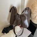 Vintage-Beuteltasche in Dunkelbraun aus PU-Leder mit großer Kapazität und Metallschnalle - Braun